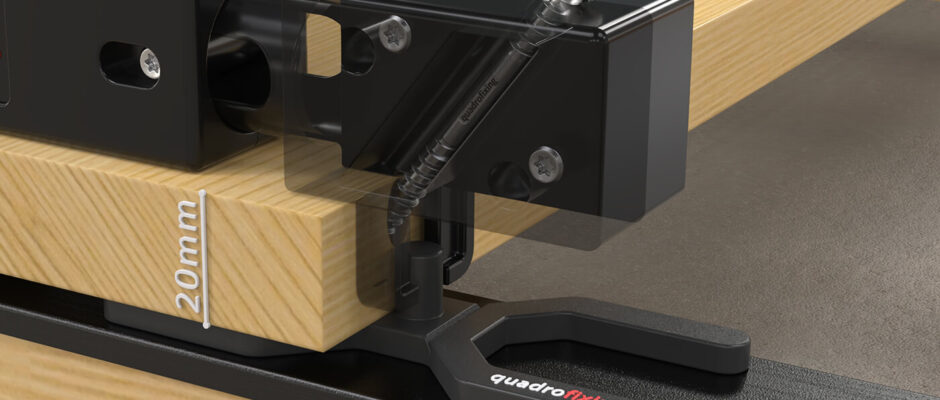 Fixação lateral de uma régua de deck com o gabarito Drill Tool 50X